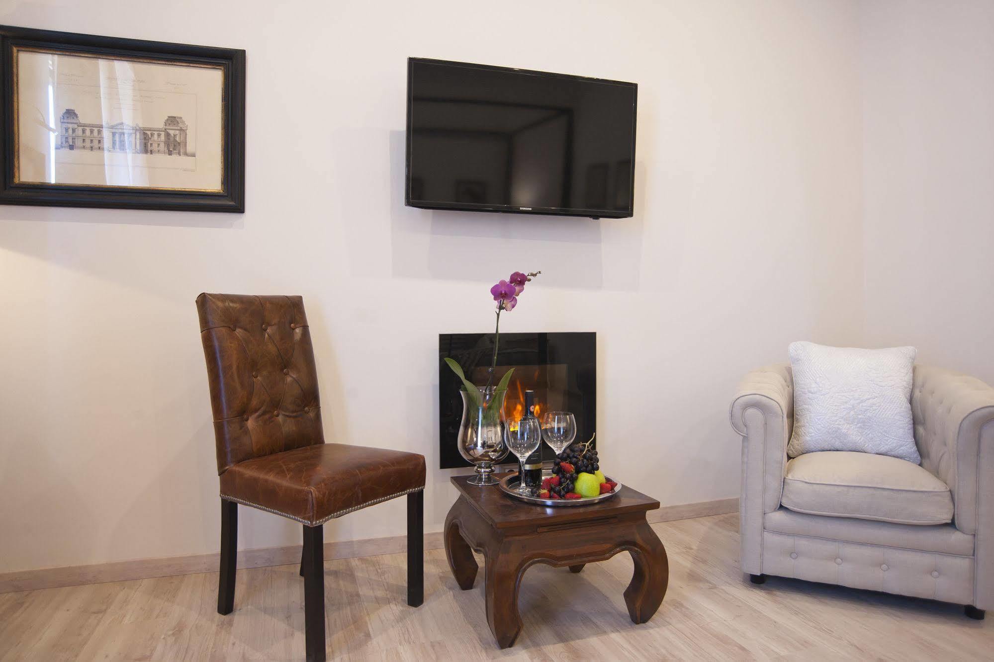 Town House 62 Rom