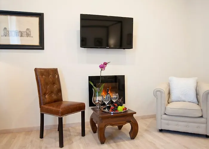 Town House 62